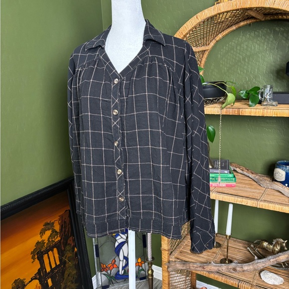 Black Carly Jean LA Boutique Windowpane Boxy Babydoll Button-Up Top Shirt - Picture 4 of 4